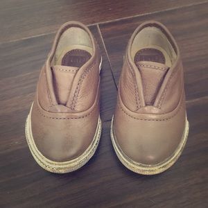 FRYE infant shoes